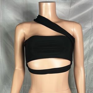 Crop top single shoulder strap